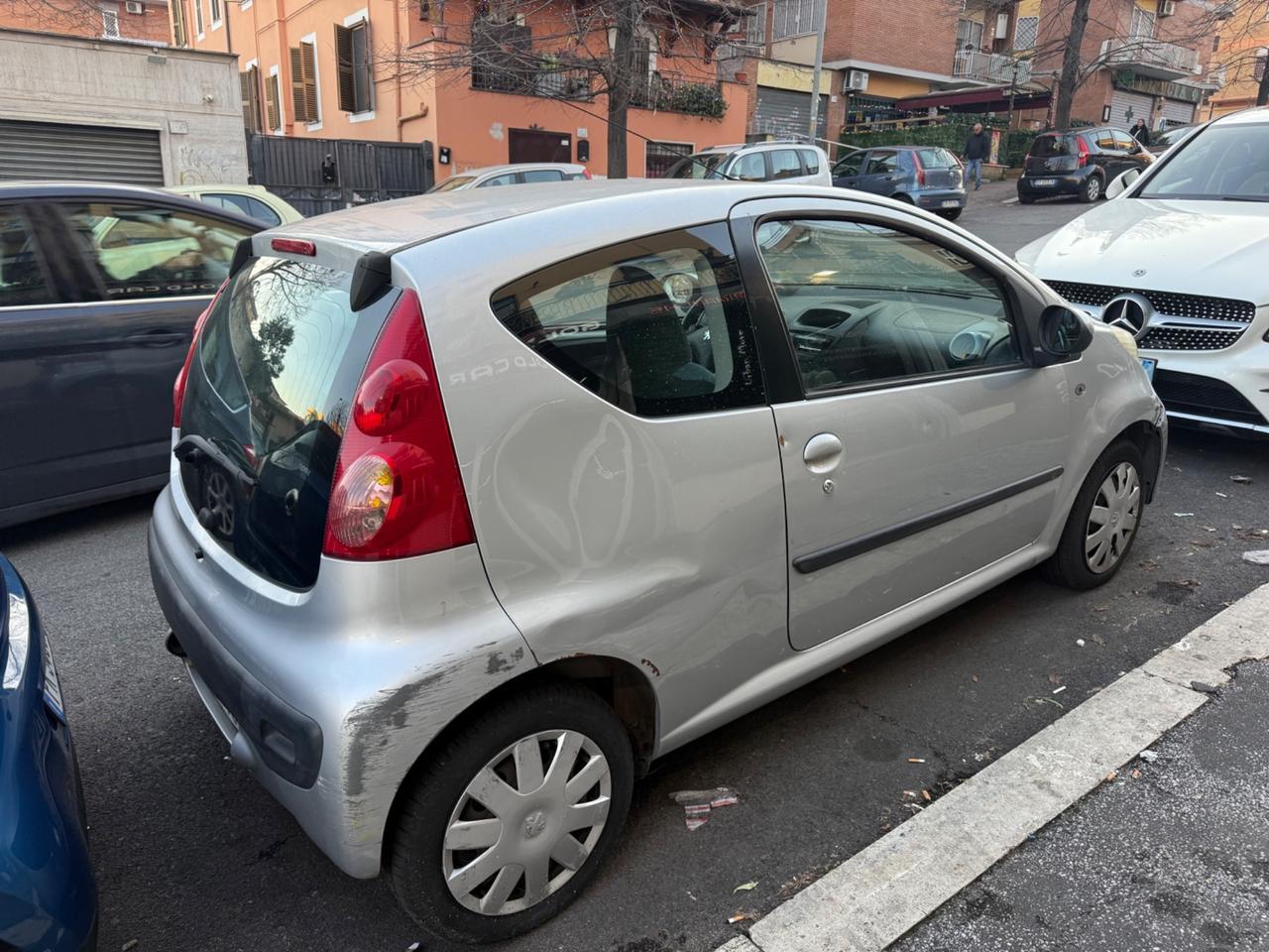 Peugeot 107 1.0 68CV 3p. Desir