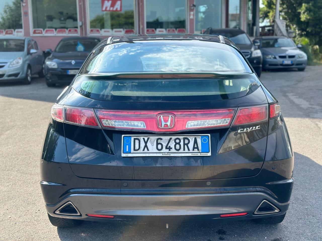 Honda Civic 2009 1.4 benzina OK NEOPATENTATI