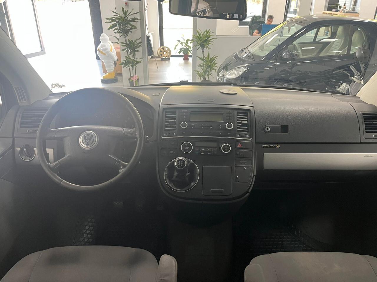 Volkswagen T5 Multivan 2.5 tdi Highline 130cv 7 POSTI