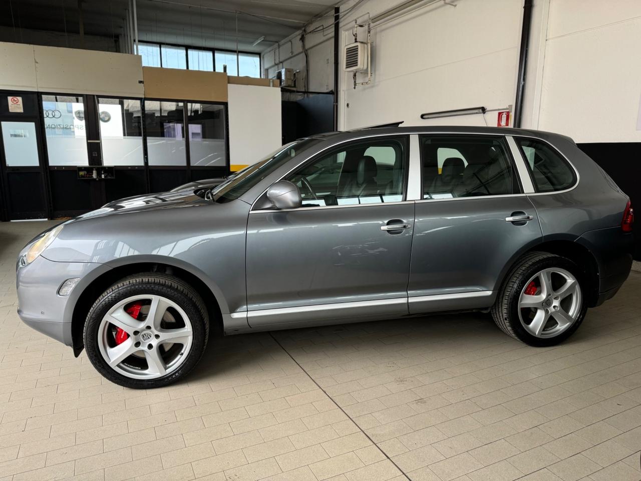 Porsche Cayenne 4.5 cat Turbo