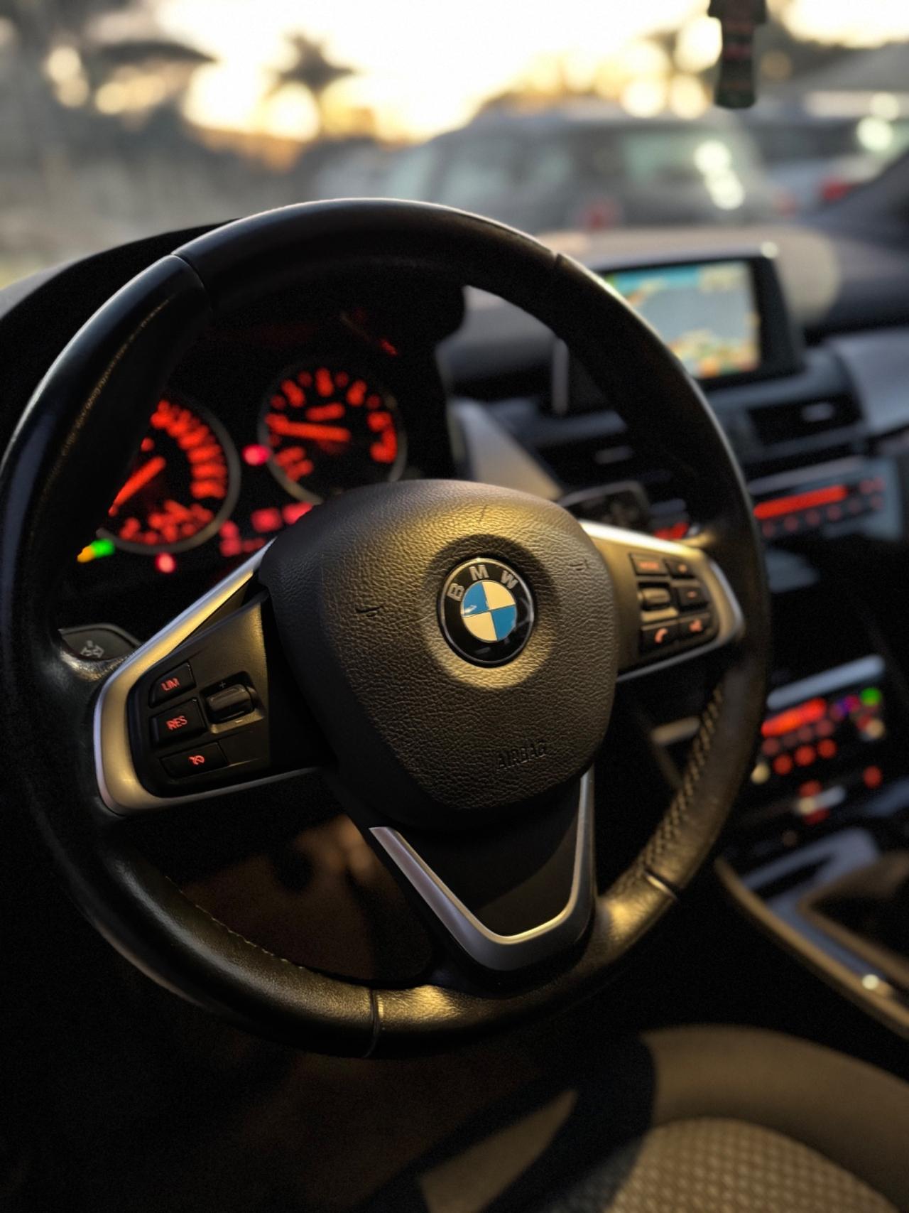 Bmw 2er Active Tourer 218d Advantage
