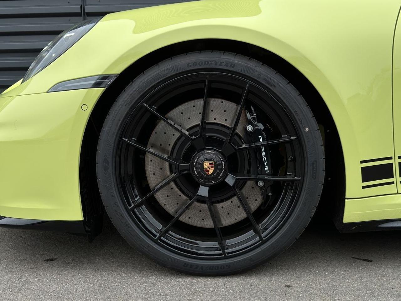 PORSCHE 992 Carrera 4 GTS 2.0*Matrix-Alcantara-Finanz*