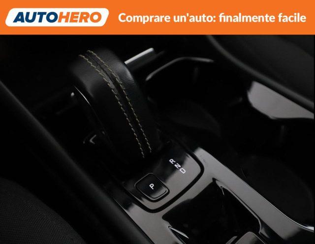 VOLVO XC40 T4 Recharge Plug-in Hybrid R-design
