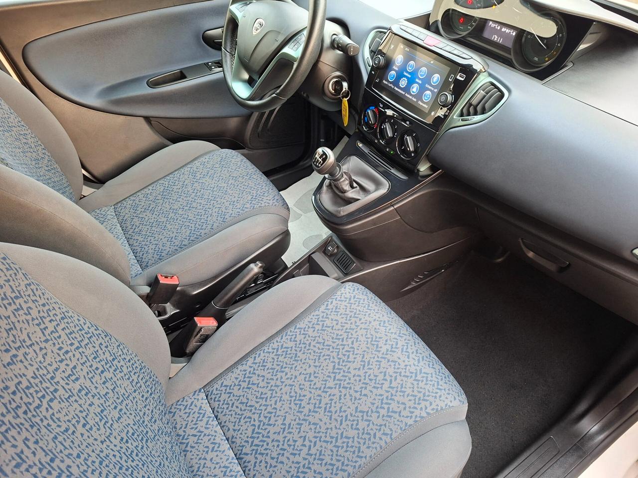 Lancia Ypsilon 1.0 Hybrid Gold *PREZZO REALE*