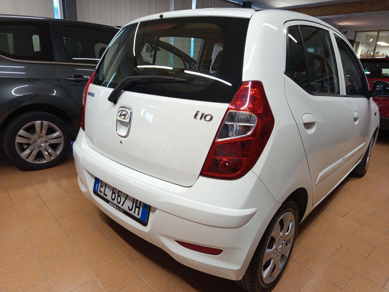 Hyundai i10 1.1 benzina, 100 Mila chilometri. Ok neopatentati