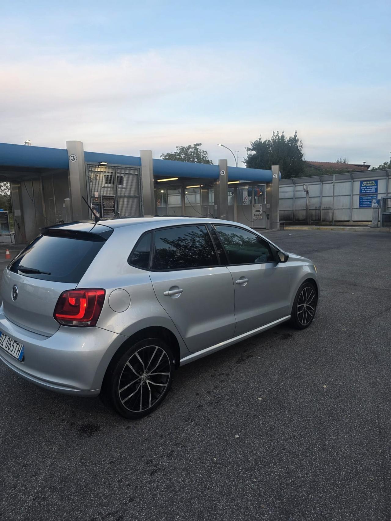 Volkswagen Polo 1.6 TDI DPF 5 porte Comf. BlueMotion Technology neopatentati