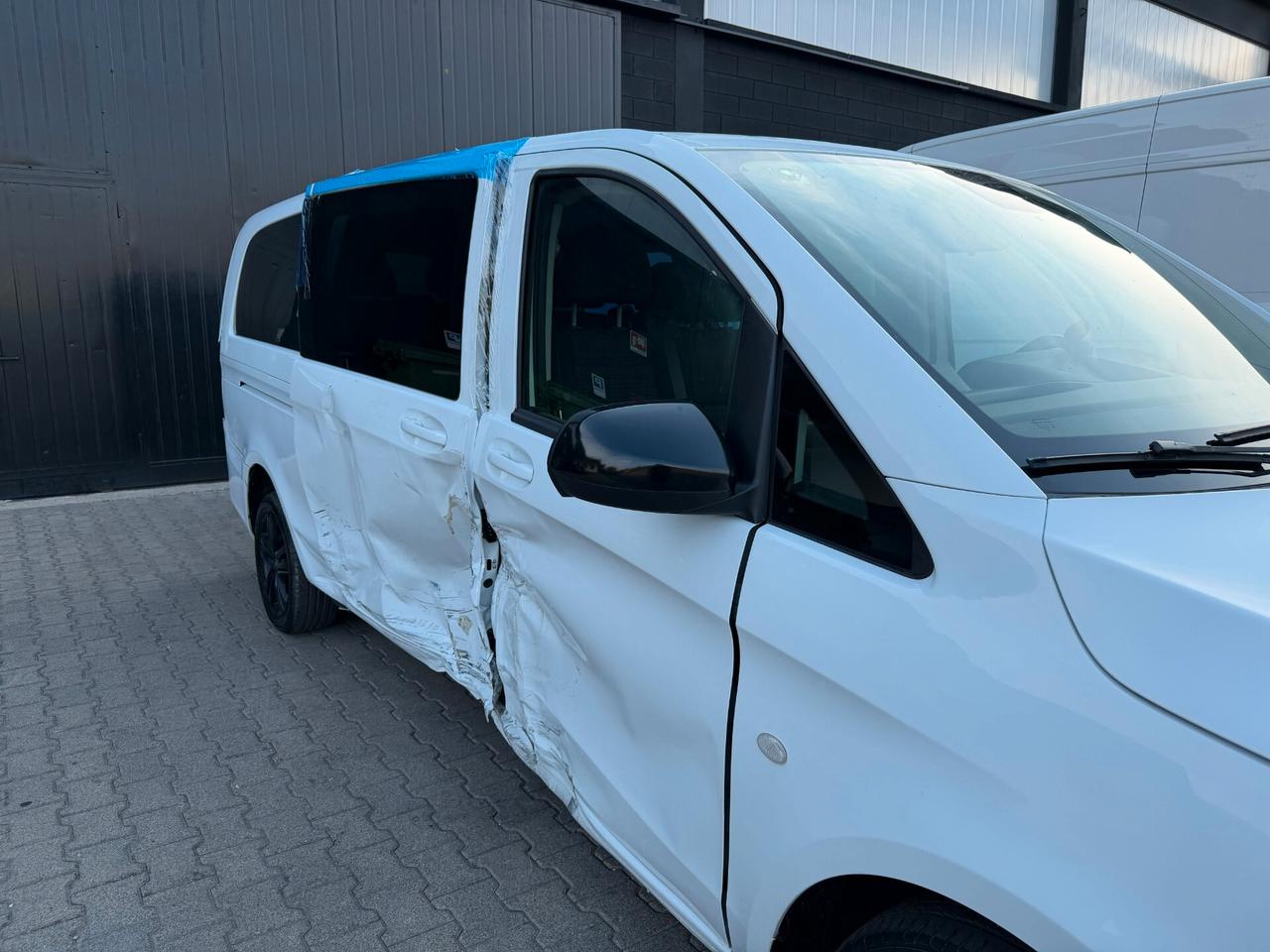 Mercedes-benz Vito 2.2 Extra-Long 9 POSTI ! INCIDENTATO START OK !