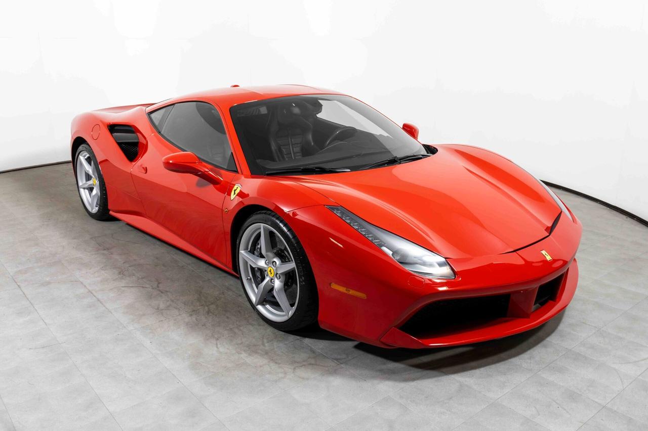 Ferrari 488 GTB -LEASING FULL INCLUSIVE - NOLEGGIO LUNGO TERMINE