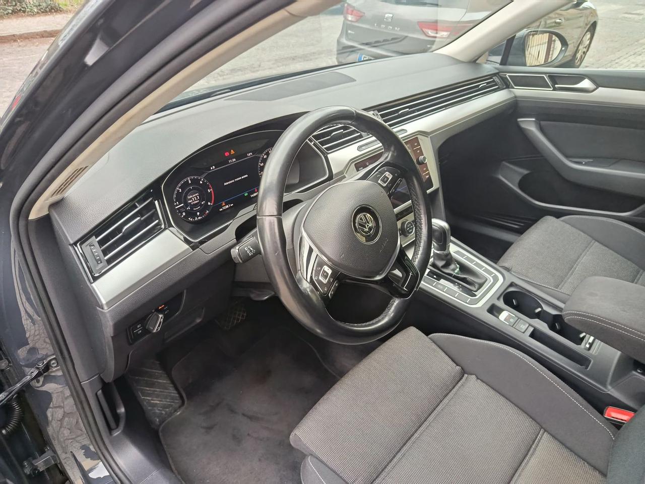 Volkswagen Passat Business 2.0 TDI #9251