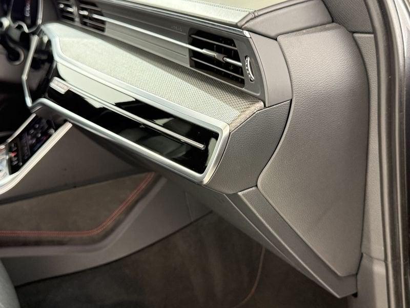 Audi RS6 4.0 quattro tiptronic