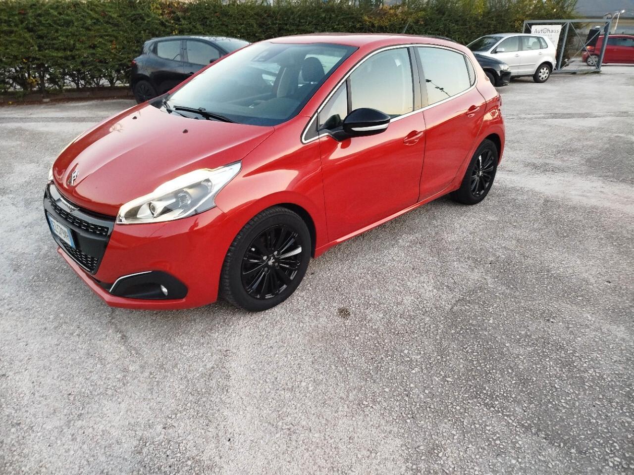 Peugeot 208 BlueHDi 75 5 porte Active SPORT