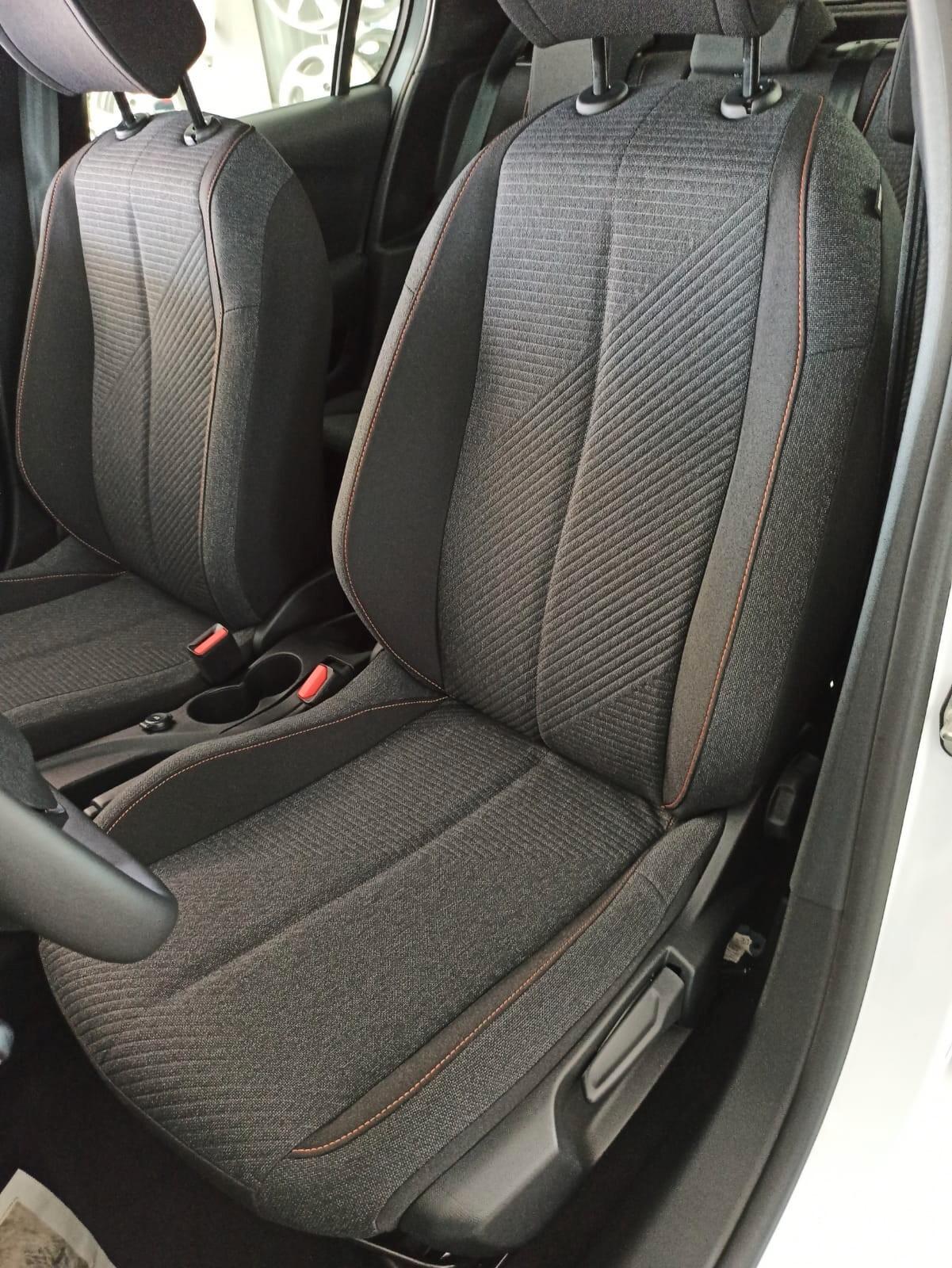 Peugeot 208 Hybrid 110 e-DCS6 Style