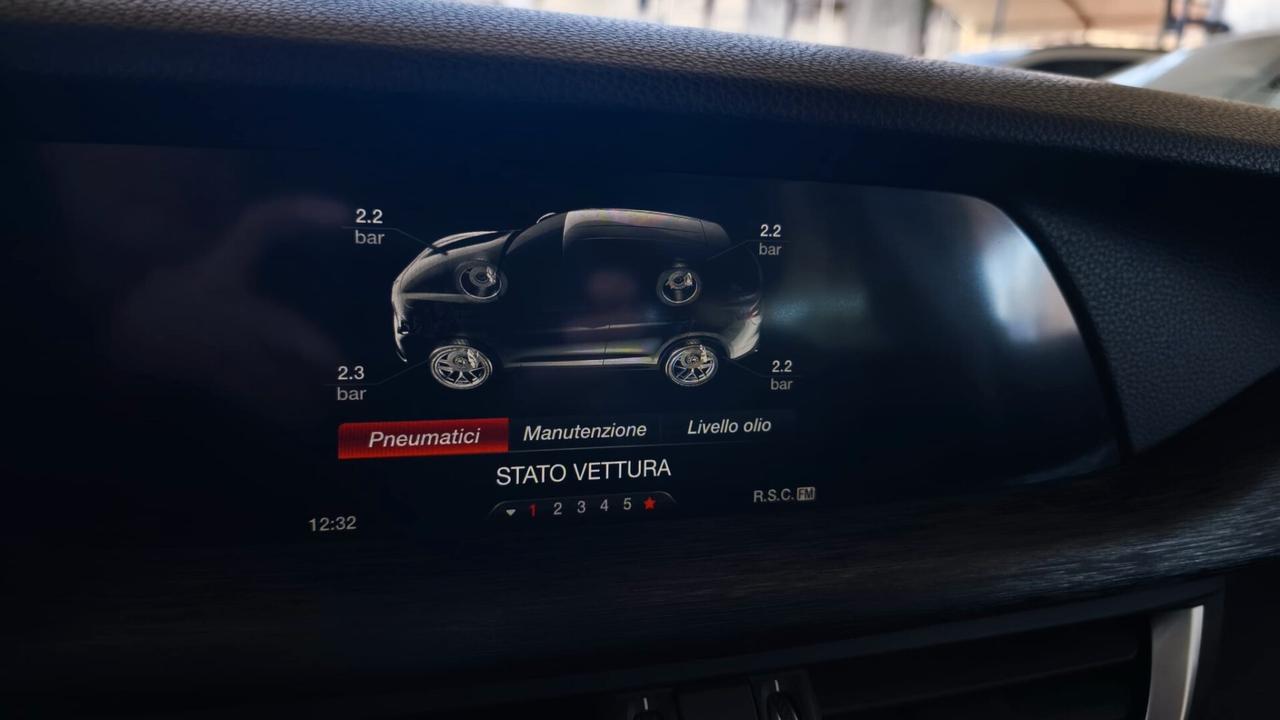 Alfa Romeo Stelvio 2.2 Turbodiesel 190 CV AT8 Q4 Super