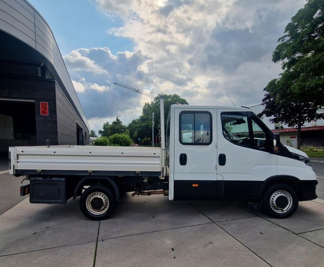 Iveco Daily 35S14 ribaltabile 7 posti
