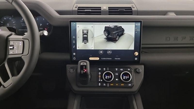 Land Rover Defender D200 AWD Auto 110 X-Dynamic SE