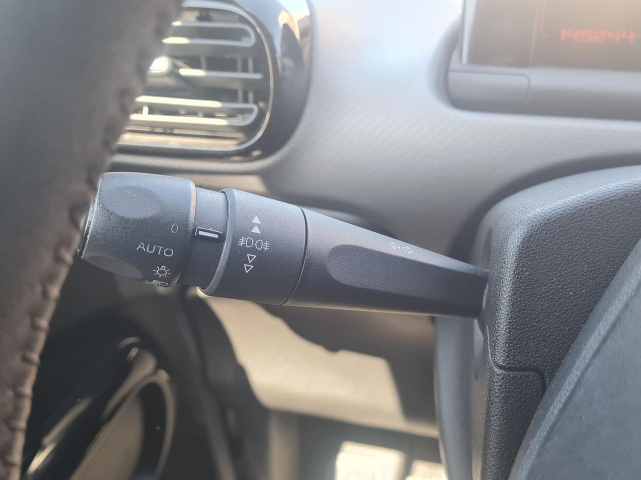 Citroen C4 Cactus 1.6 Blue HDi 100 shine #6620