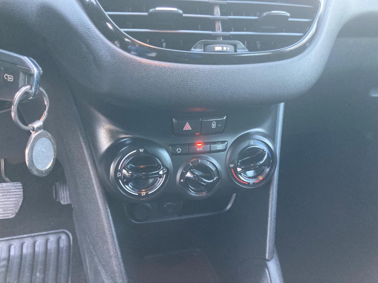 Peugeot 208 1.2 PureTech 82CV 5 porte Allure