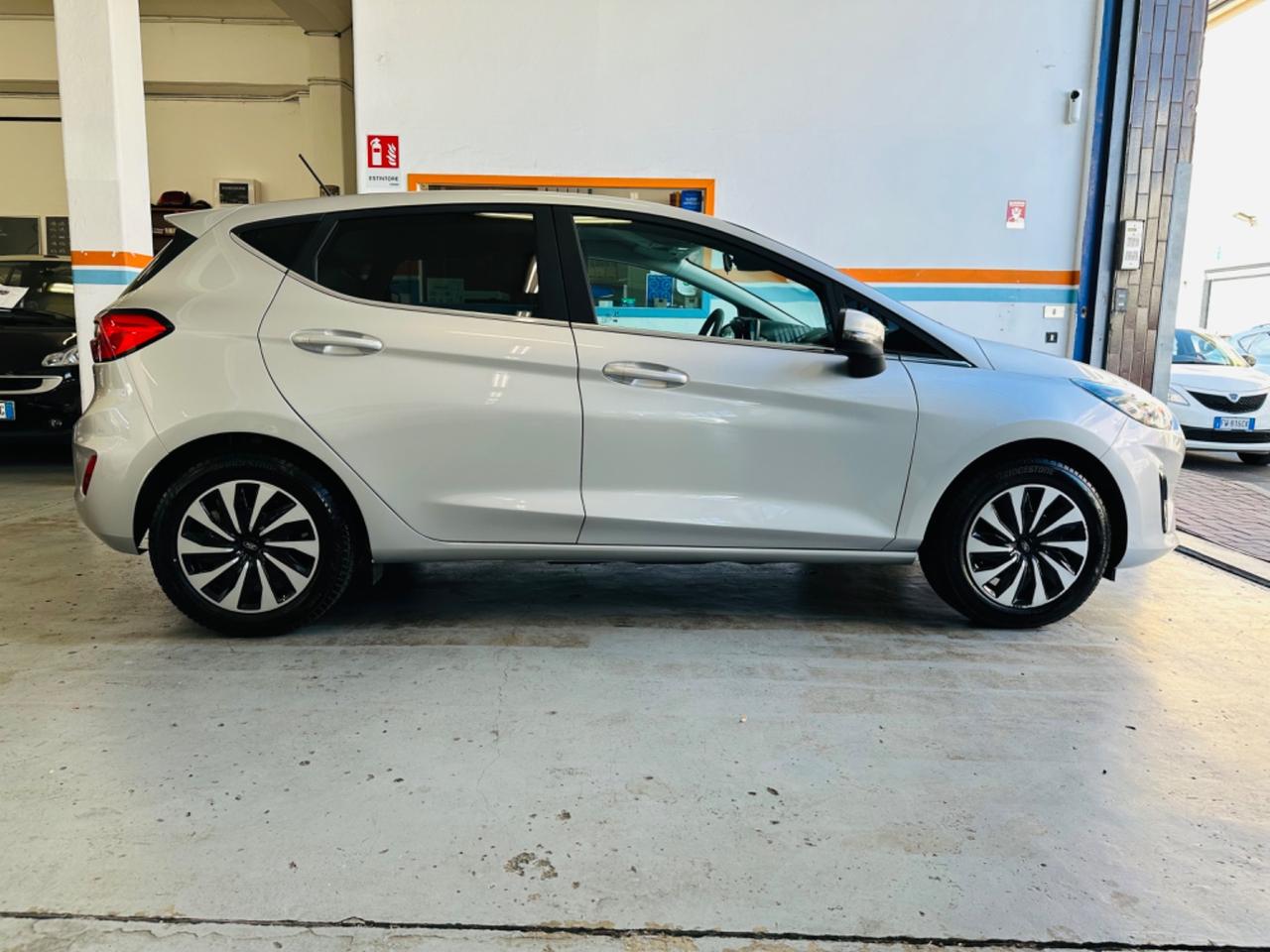 Ford Fiesta 1.1 75 CV Business - SOLO 5000 KM