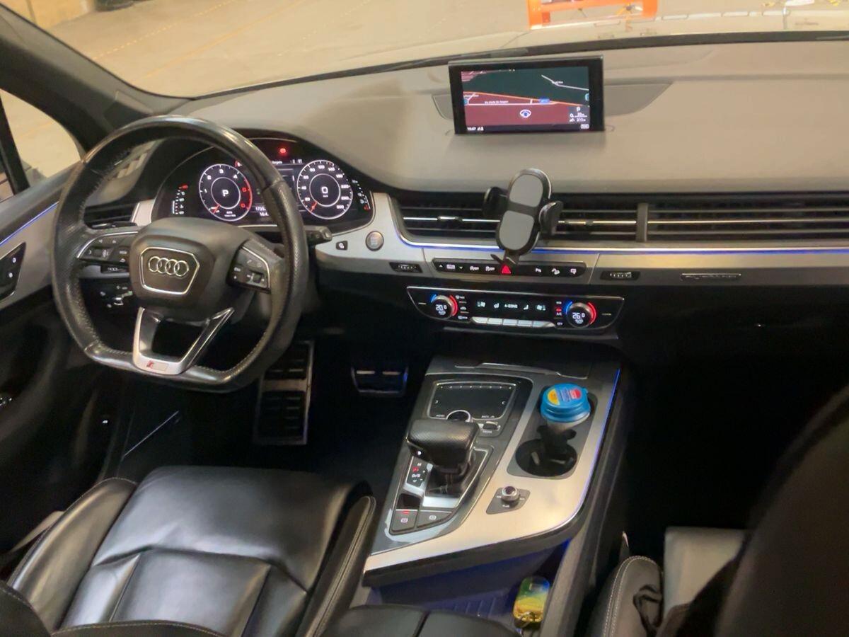 Audi Q7 3.0 TDI 272 CV quattro tiptronic S-LINE 7 POSTI