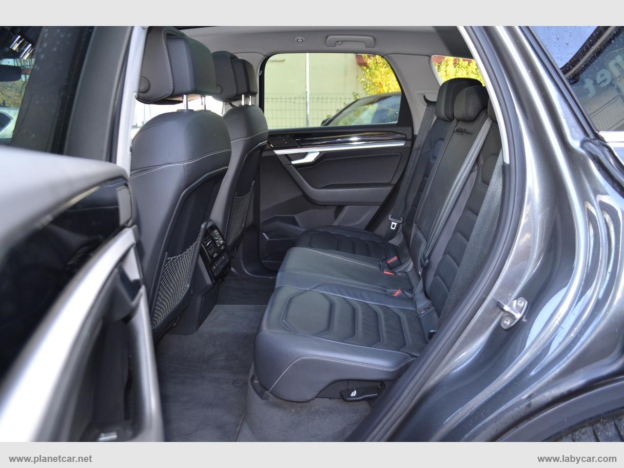 VOLKSWAGEN Touareg 3.0 TDI Advanced
