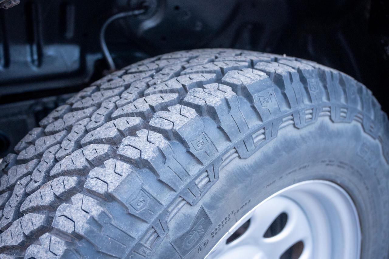 Suzuki Jimny 1.3 4WD - GANCIO + KIT CACCIA