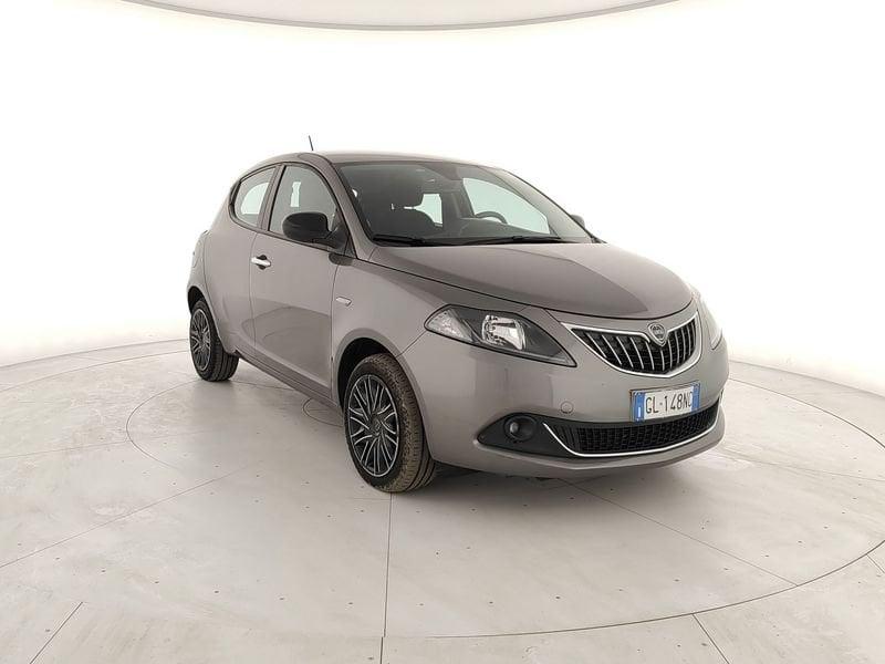 Lancia Ypsilon 1.0 FireFly 5 porte S&S Hybryd Gold