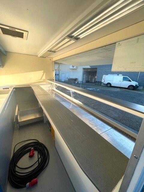 FOOD TRUCK PESCHERIA Renault Master