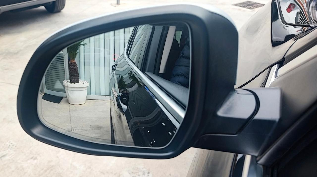 BMW X3 con telecamere perimetrali 2022