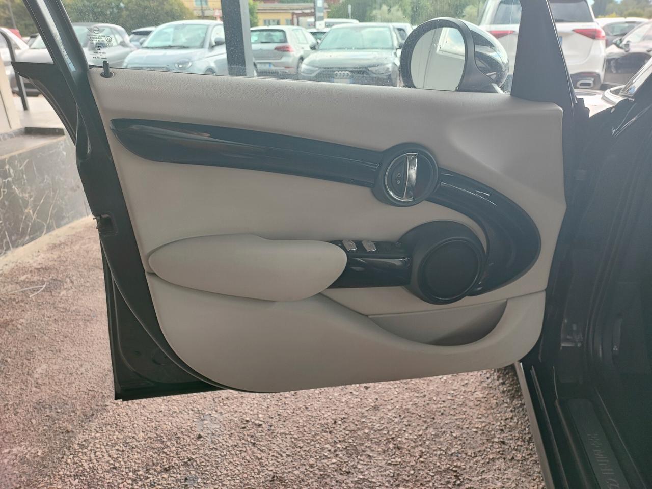 Mini 2.0 Cooper SD Business XL 5 porte
