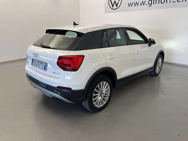 Audi Q2 30 TDI Business Design