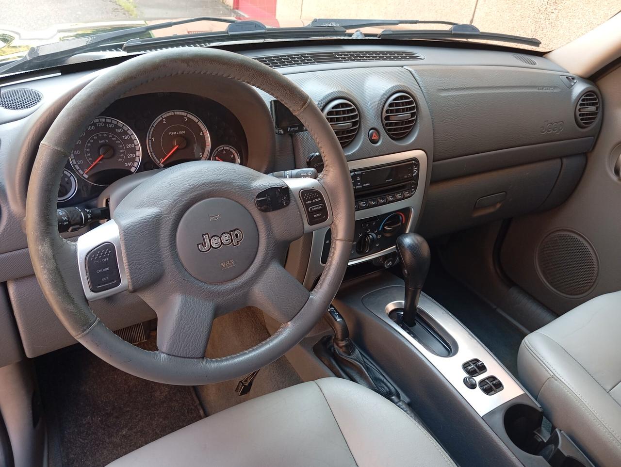 Jeep Cherokee 4X4 2.8 CRD gancio traino valuto permute