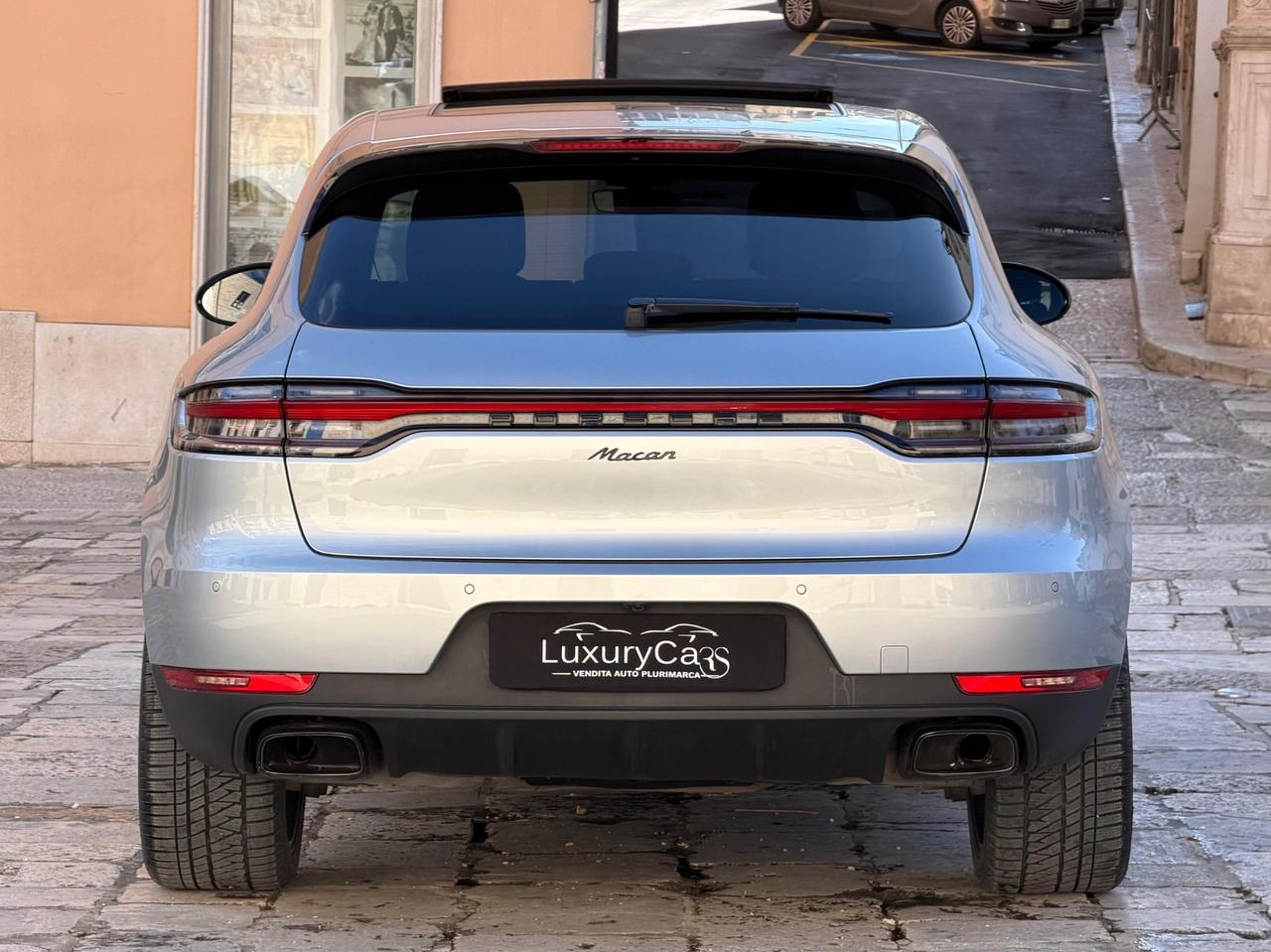 Porsche Macan 2.0 TURBO 245 CV PDK TETTO PASM