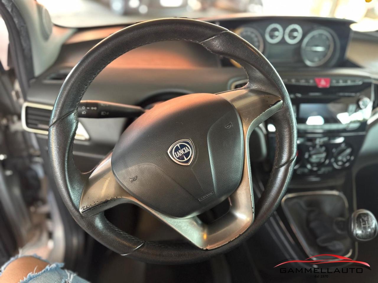Lancia Ypsilon 1.3 mjt S&S Silver 95cv