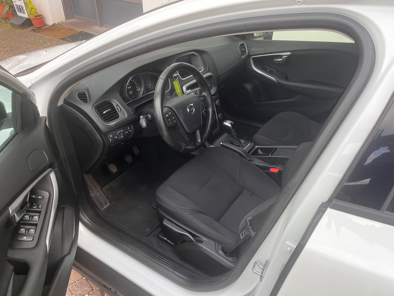 Volvo V40 Cross Country V40 Cross Country D2 Business