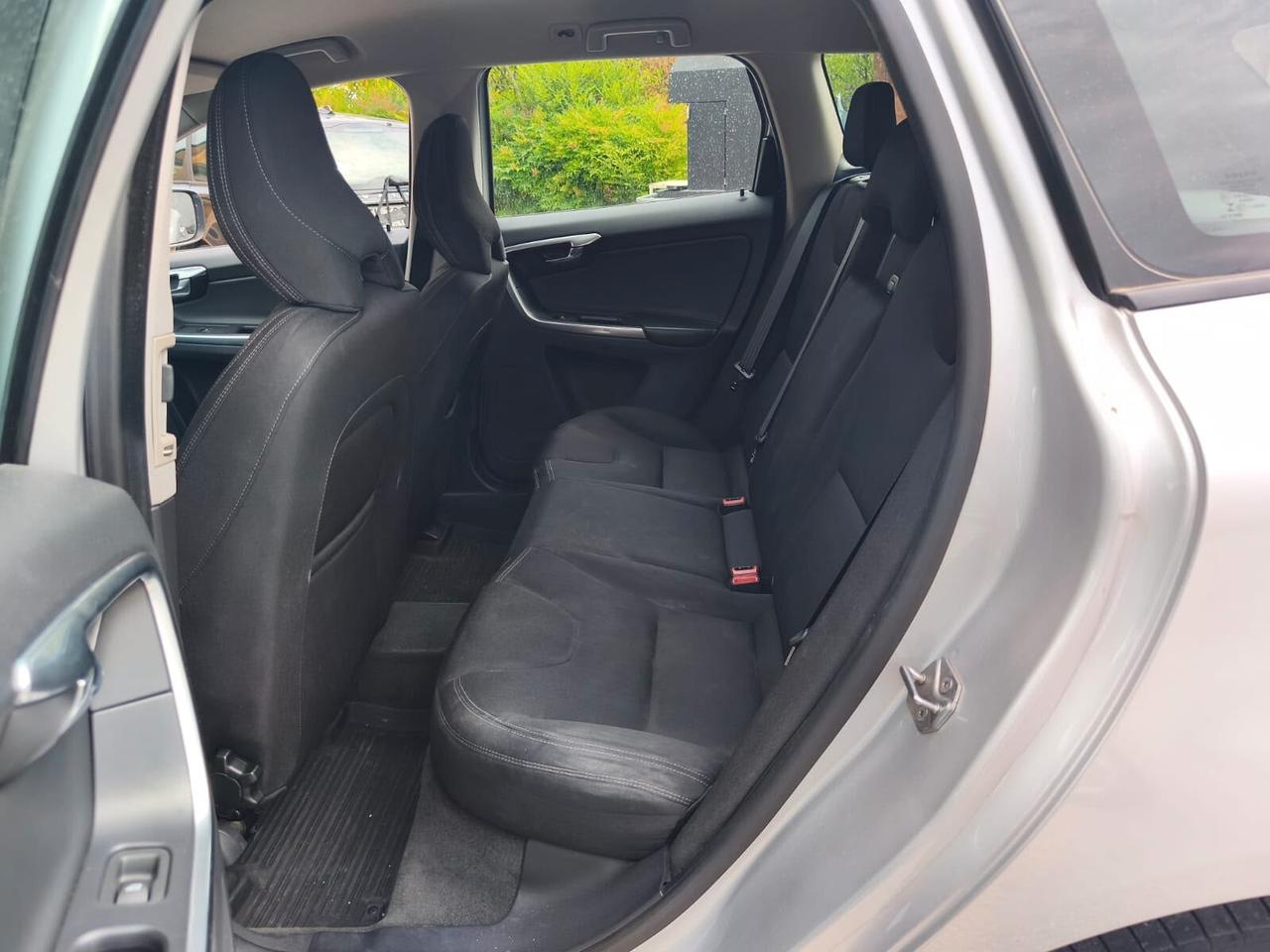 Volvo XC 60 XC60 D3 Geartronic Kinetic Accetto Permute