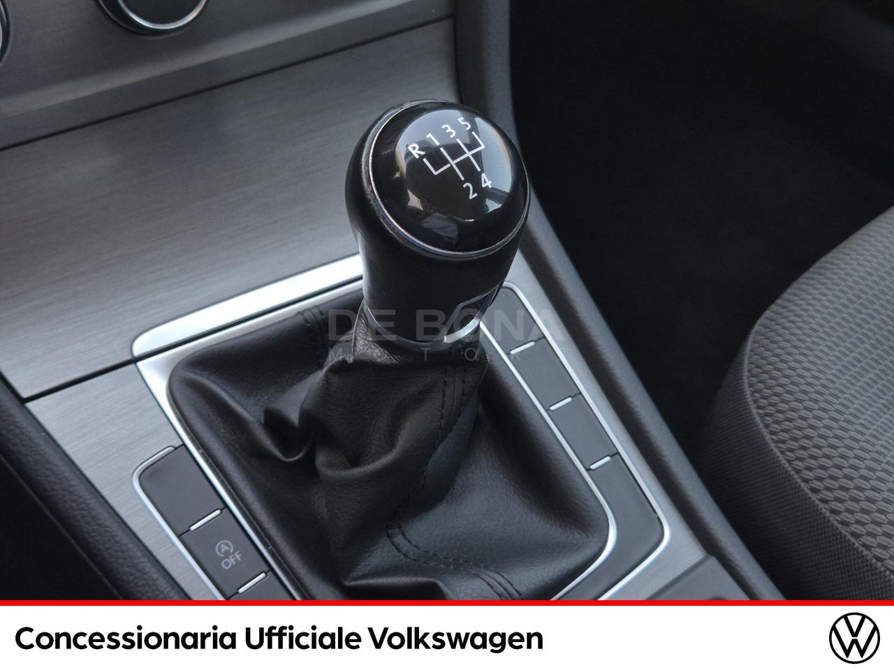 Volkswagen Golf 5p 1.6 tdi highline