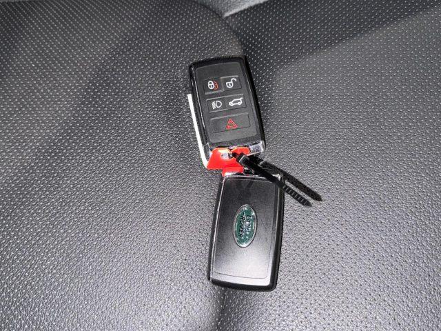 LAND ROVER Defender 110 3.0D I6 200 CV AWD AUTO SE *GANCIO*UNIPROP*