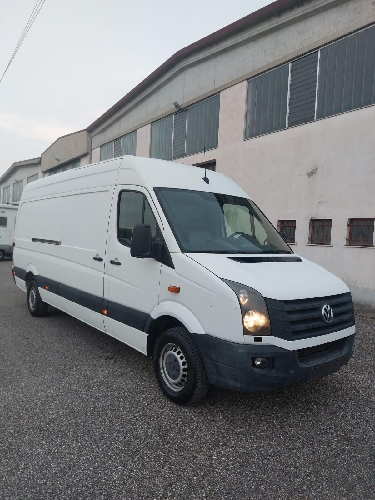 Volkswagen Crafter 35 L2H3 163cavali 42700 chilometri!!!
