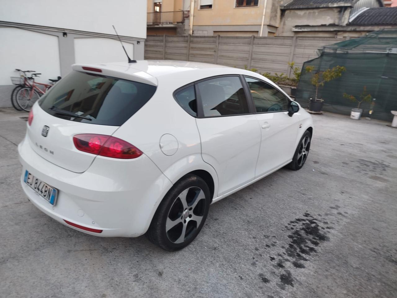 Seat Leon 1.6 TDI 105 CV ST Start/Stop Style