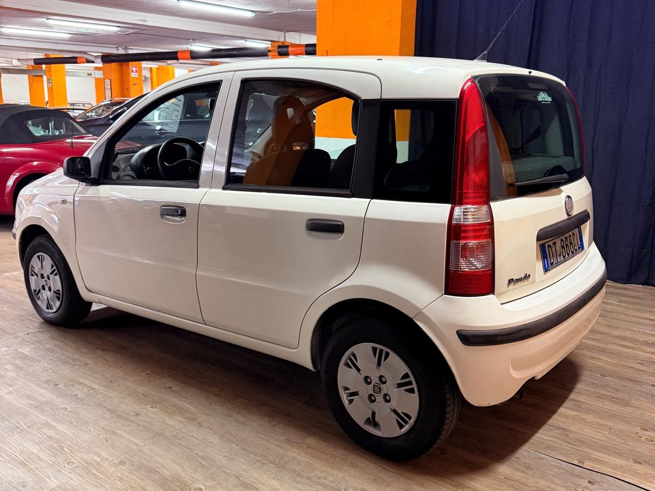 BELLISSIMA FIAT PANDA CON 113.991 KM