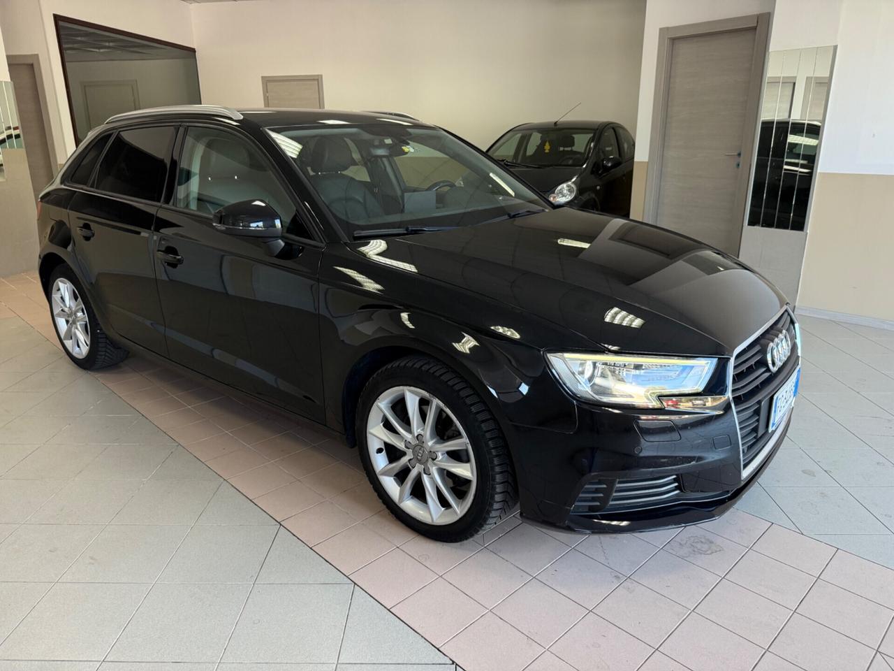 Audi A3 SPB 1.6 TDI S tronic Business