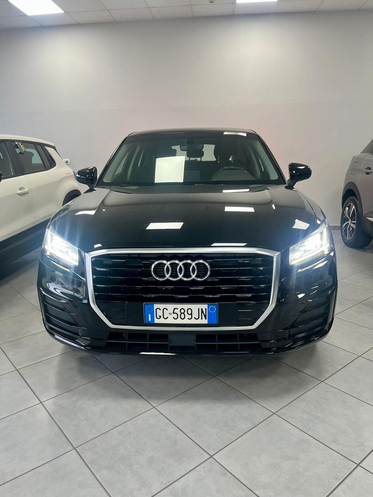 Audi Q2 30 TDI S tronic Business Design