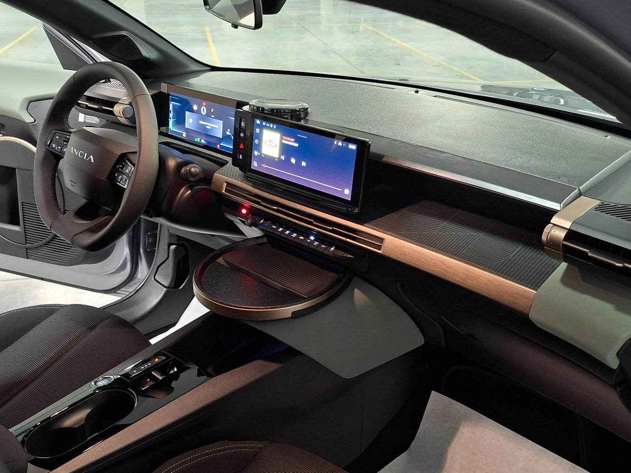 Lancia Ypsilon 1.2 Turbo mhev Hybrid e-DCT Km.0