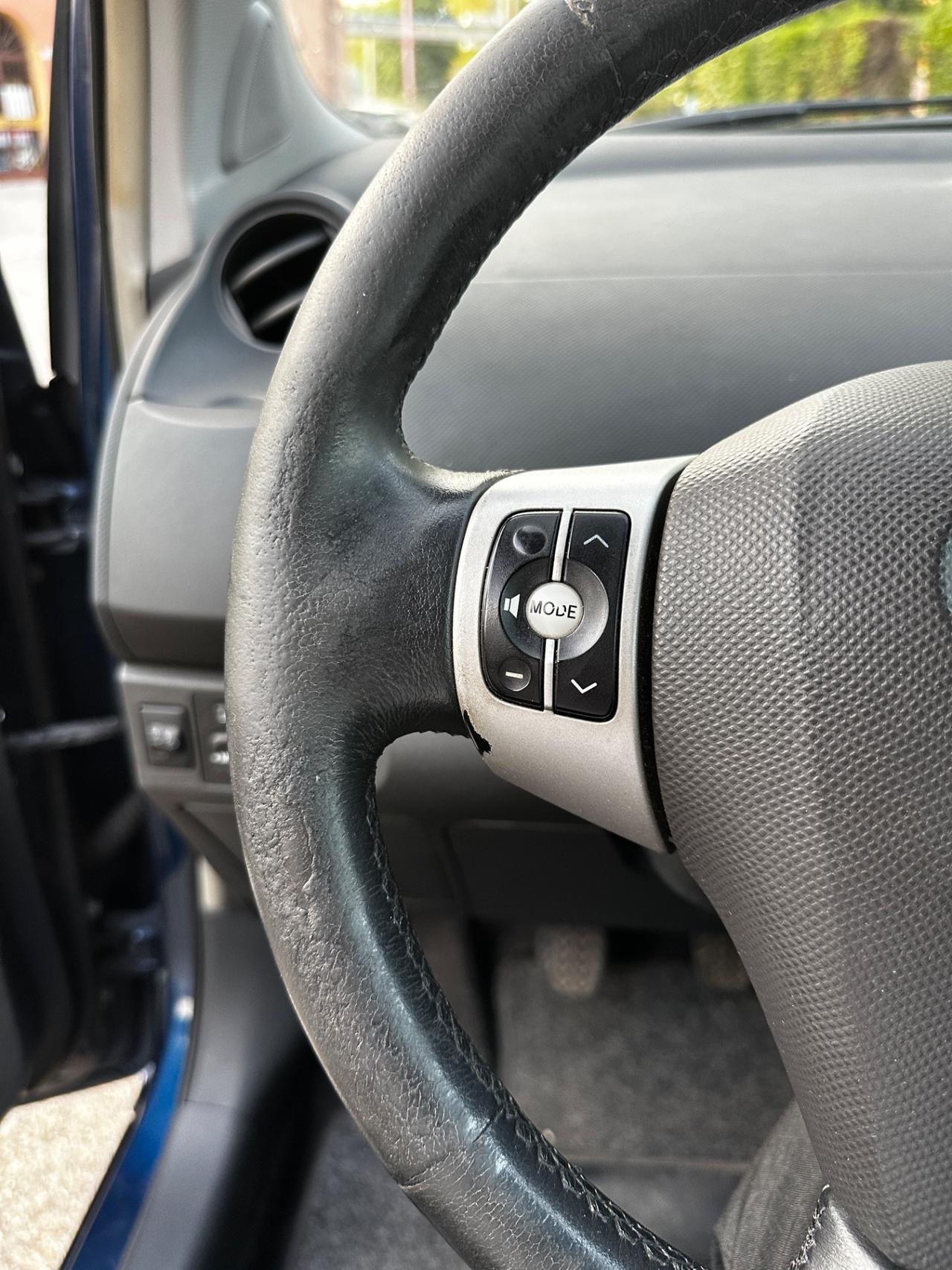 Toyota Yaris 1.4 D-4D 5 porte Sol