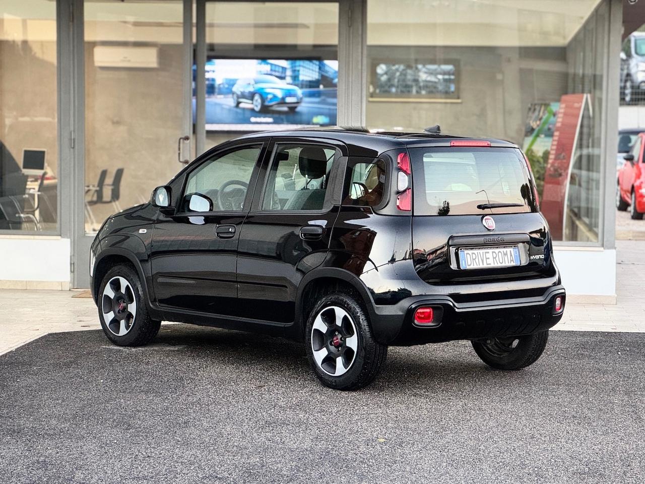 Fiat Panda Cross 1.0 Hybrid 69CV E6 - 2023