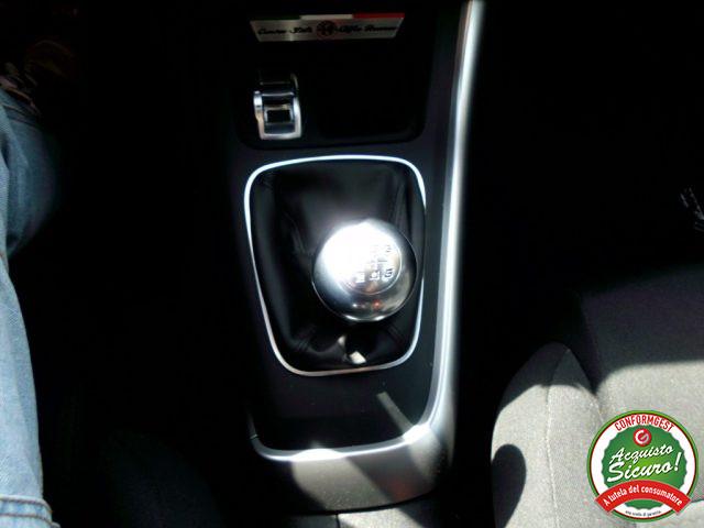 ALFA ROMEO Giulietta 1.6 JTDm-2 105 CV Distinctive
