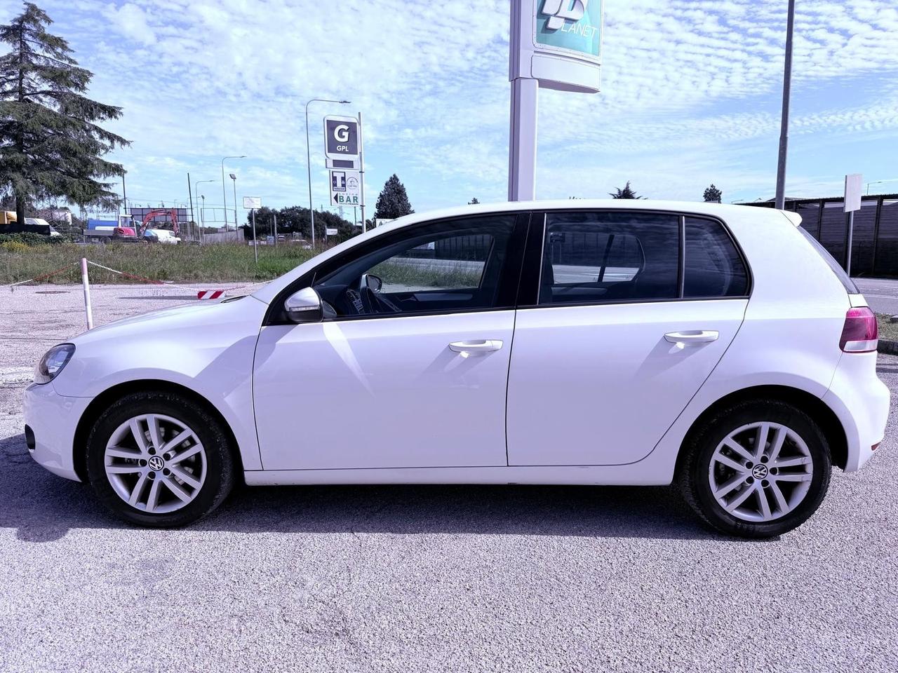Volkswagen Golf 1.6 TDI DPF 5p. Highline Ok neopatentati