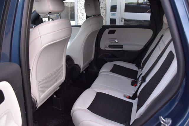 MERCEDES-BENZ B 200 d Automatic Premium *Sedili risc., Luci ambiente*