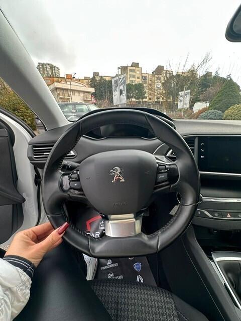 Peugeot 308 BlueHDi 130 S&S Active Business 2021