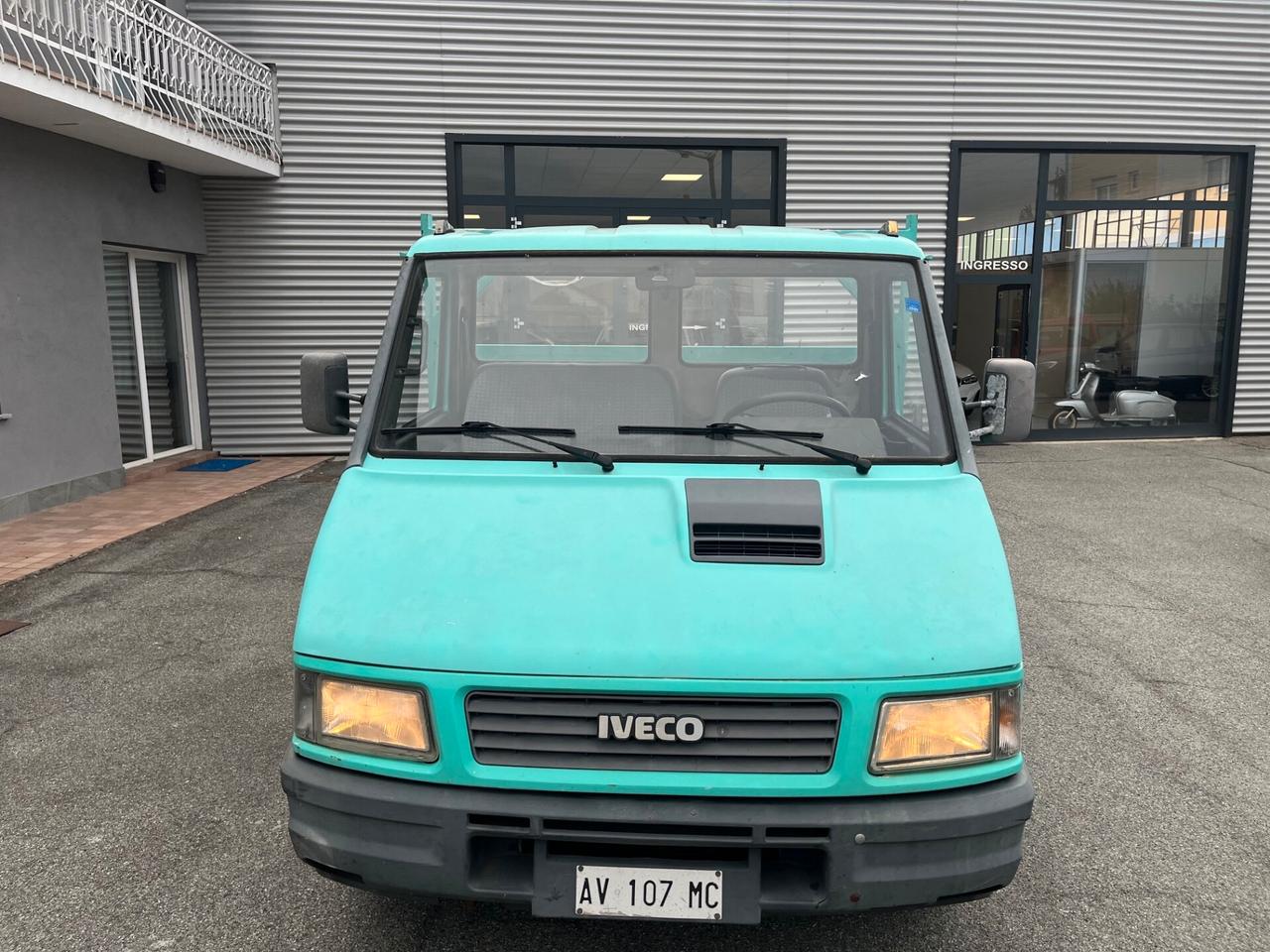 Iveco Daily 35.10 2.8 TD PL Cabinato Basic